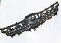COROLLA VERSO 07-08 LIFT grill atrapa