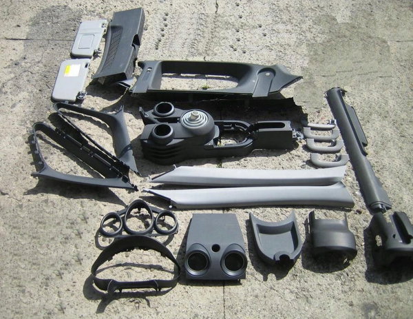 MITSUBISHI COLT CZ 04-12 tapicerka plastik 3D