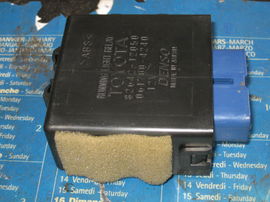 COROLLA VERSO AVENSIS PRIUS przekaźnik świateł