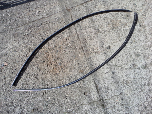 MERCEDES CLK W209 02-09 listwa dachowa L R chrom