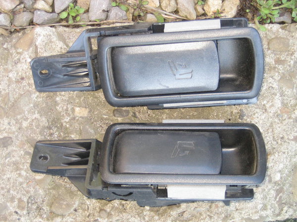 TOYOTA RAV4 06-12 klamka składania kanapy tył L R