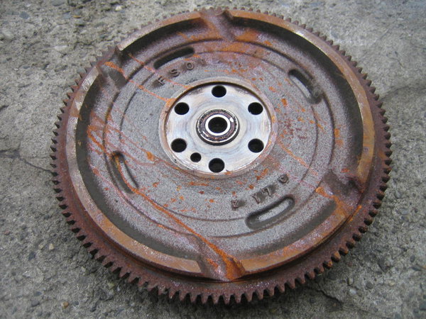 MAZDA PREMACY 2.0 16v 99-04 koło zamachowe
