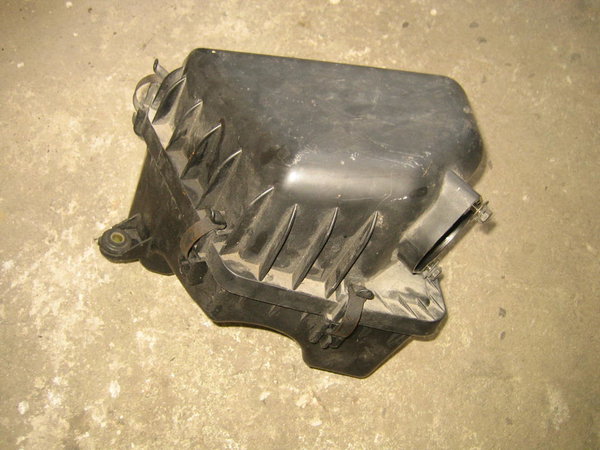 HYUNDAI MATRIX 1.5 CRDi 12v 02-05 obudowa filtra