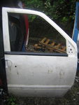 NISSAN SERENA VANETTE 93-01 drzwi Prawe przód