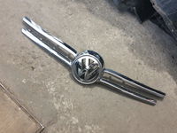 VW TOUAREG 07-10 LIFT grill atrapa chrom listwa emblemat