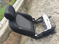 HYUNDAI I20 I 08-14 fotel prawy oparcie stelaż zagłowek poduszka EUR.
