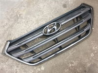 HYUNDAI TUCSON III 15-18 grill atrapa CHROM
