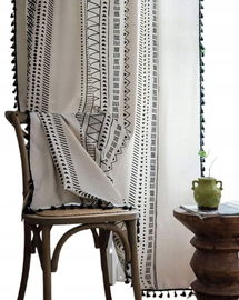 BAWEŁNIANA ZASŁONA BOHO Z FRĘDZLAMI GEOMETRYCZNE ZASŁONY 240*150