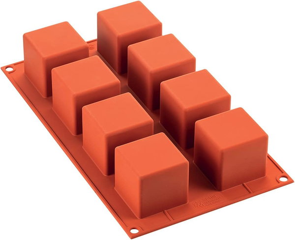 FORMA SILIKONOWA DO CIASTA 8 KOSTEK 50X50MM NIEPRZYWIERAJĄCA 1000ML