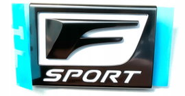 Emblemat błotnika F Sport lewy Lexus IS200T IS300H RC200T RC350 OE Toyota