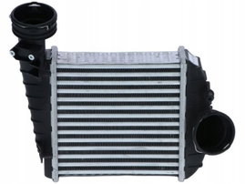 309030/NRF INTERCOOLER VW 2,5TDI PASSAT B6/SUPERB I LEWA STRONA