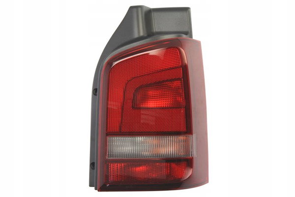 2SK010318-101 LAMPA TYLNA PRAWA HALOGEN RP/RL