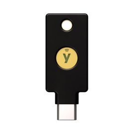 Klucz sprzętowy Yubico Security Key C NFC czarny