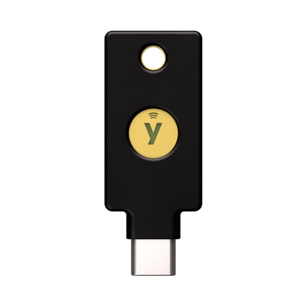 Klucz sprzętowy Yubico Security Key C NFC czarny
