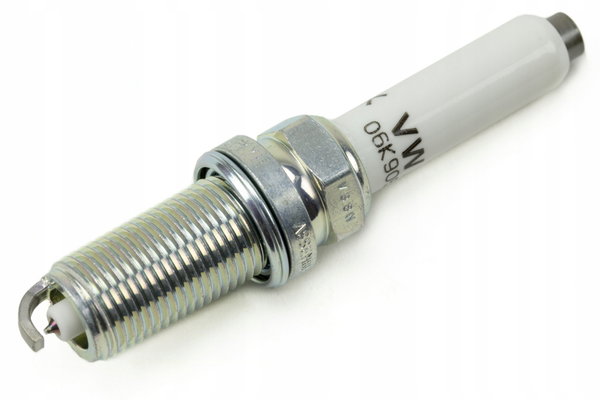 4X NGK ŚWIECA ZAPŁONOWA PLFER7A8EG 94833 PLATINIUM