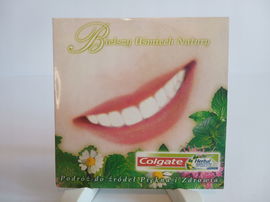 CD Bielszy uśmiech natury - Podróż do źródeł piekna i zdrowia Ex+/Ex