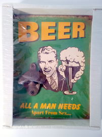 Ścienny otwieracz do piwa do butelek