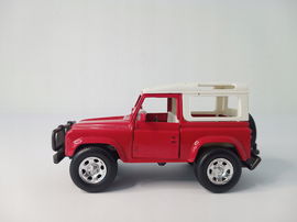 Model Land Rover Defender New-Ray 1996 skala 1:32