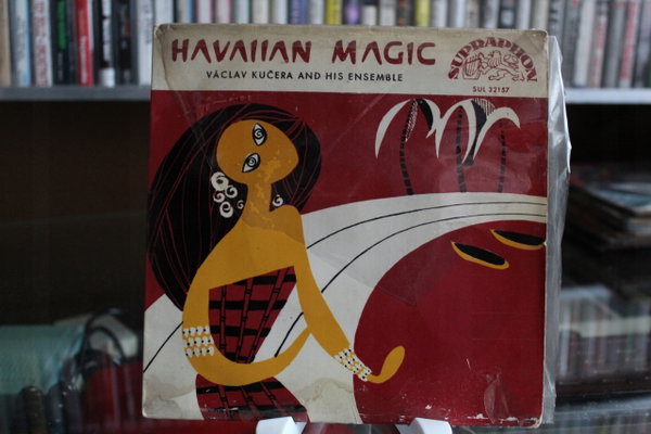 Vaclav Kucera And His Ensemble - Havaiian Magic