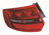 LAMPA TYŁ TYLNA AUDI A3 SPORTBACK 09-11 PRAWA DEPO