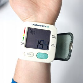 Ciśnieniomierz nadgarstkowy tugh60 automat