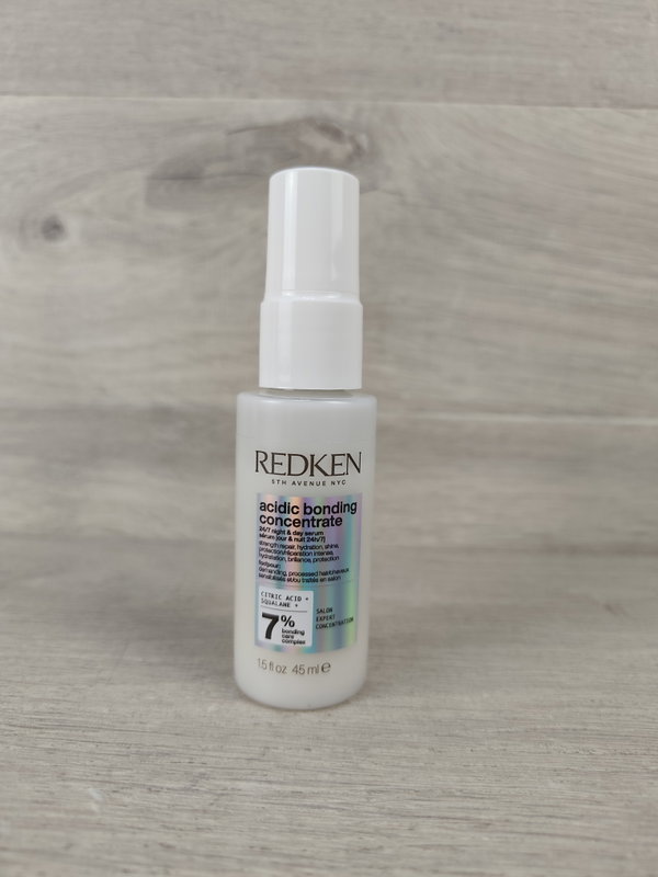 Redken Acidic Bonding Concentrate 24/7 Night & Day Serum