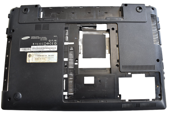 Dolna obudowa  Samsung NP-RV515-S01PL