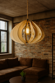 Lampa wisząca drewniana „Leśna Linia”