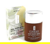 Clinique Even Better Glow Light Reflecting Makeup Spf15 Wn122 Clove 30ml