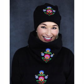 Komplet czapka z kominem łowickim haftowany