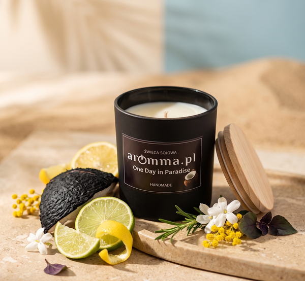 ONE DAY IN PARADISE ŚWIECA SOJOWA 180 ML ZAPACH WAKACJI SPRAWDŹ! NATURALNA