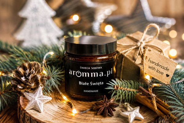 ŚWIECA SOJOWA BIAŁE ŚWIĘTA 120 ML AROMMA INTENSYWNA! - ZAPALNICZKA GRATIS