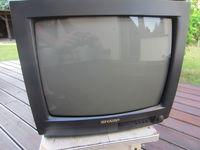 14" telewizor analogowy TV kineskopowy CRT starodawny stary wejscie AV EURO