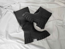 DeeZee Kozaki 38 Czarne Wysokie Wsuwane Na Suwak Minimal Style