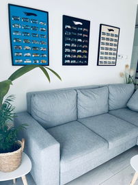 Ramka półka do Hot Wheels modeli kolekcjonerskich 28 sztuk w blistrach