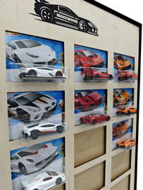 Ramka półka do modeli Hot Wheels main duże okienka na 28 modeli w blistrach
