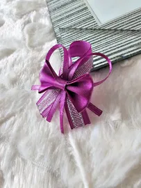 100 szt - Przypinki dla gości weselnych + śliwkowy fiolet