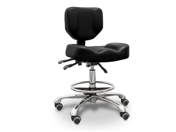 Fotel obrotowy Producent Model 790 czarny z ergonomicznym oparciem