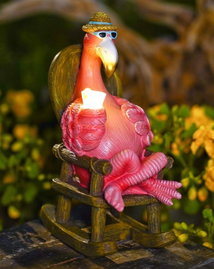 Figurki ogrodowe Yeomoo Różowe flamingi zabawne picie na bujanym fotelu