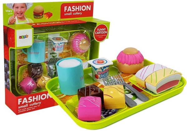 DESEROWA UCZTA  CIASTO NA ELEGANCKIEJ TACY