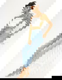 PRETTYLITTLETHING Satynowy top odkryte plecy (44)