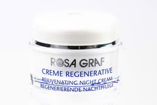 Róża Graf Rosa Graf Creme Regenerative
