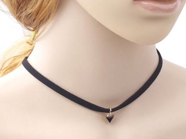 Czarny Choker Naszyjnik Przywieszka Rzemyk Złoty