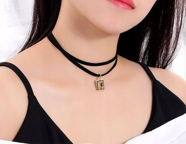 Czarny Choker Naszyjnik Chocker Rzemyk Przywieszka
