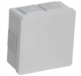 Puszka natynkowa pusta 6 wlotów 86x86x40mm 002-01