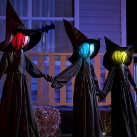 Wielokolorowe świecące głowy czarownic do dekoracji podwórka