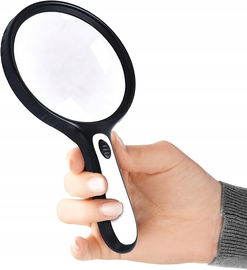 Lupa powiększająca przedmioty i litery dla seniorów -led