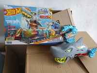 Hot Wheels City Ultra Myjnia Rekina