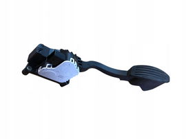 Lancia Ypsilon III 2011- Fiat Panda III 500 1.2 8v 69KM Pedał gazu europa