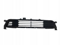 Mitsubishi Outlander 2013 Kratka dolna zderzaka przedniego 6402A233